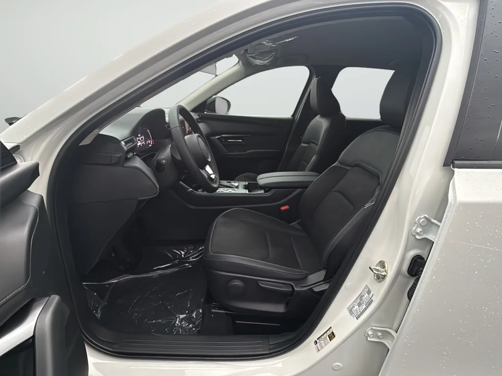 New 2026 White Mazda 2.5 S Select image 28