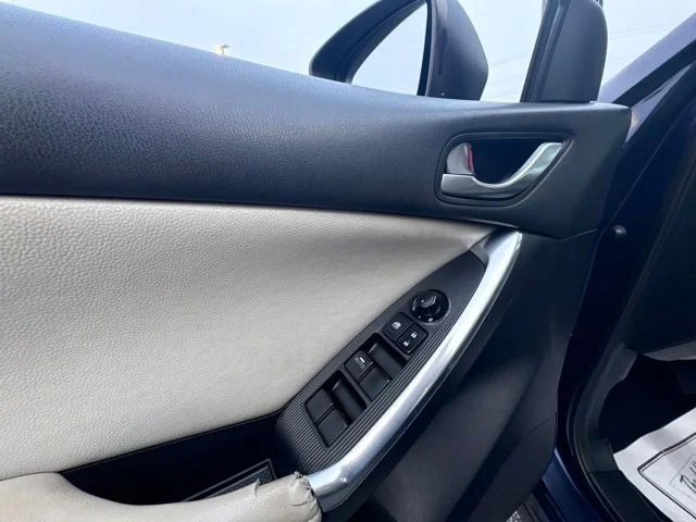 Used 2014 Blue Mazda Sport image 11