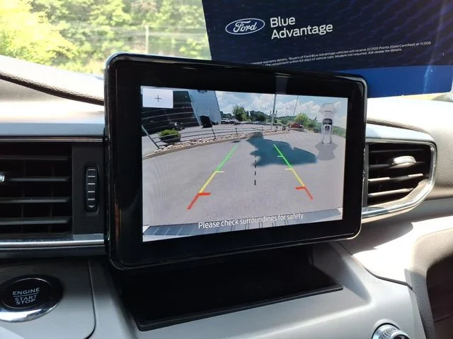 Used 2023 White Ford XLT image 32