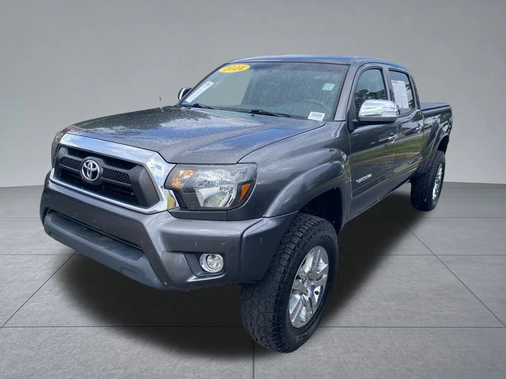 Used 2014 Gray Toyota Base image 2