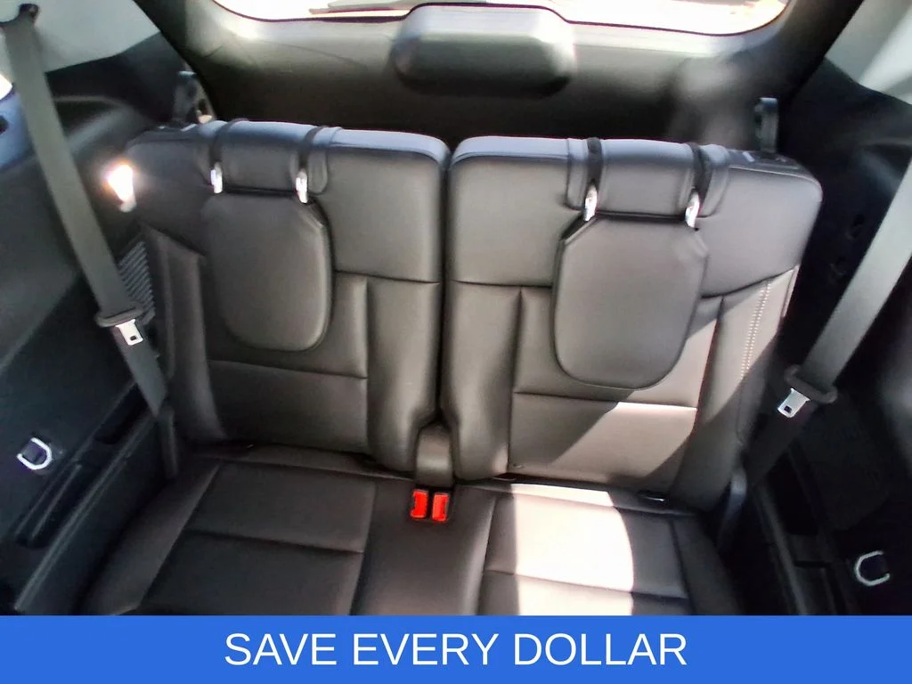 Used 2023 Silver Ford XLT image 15