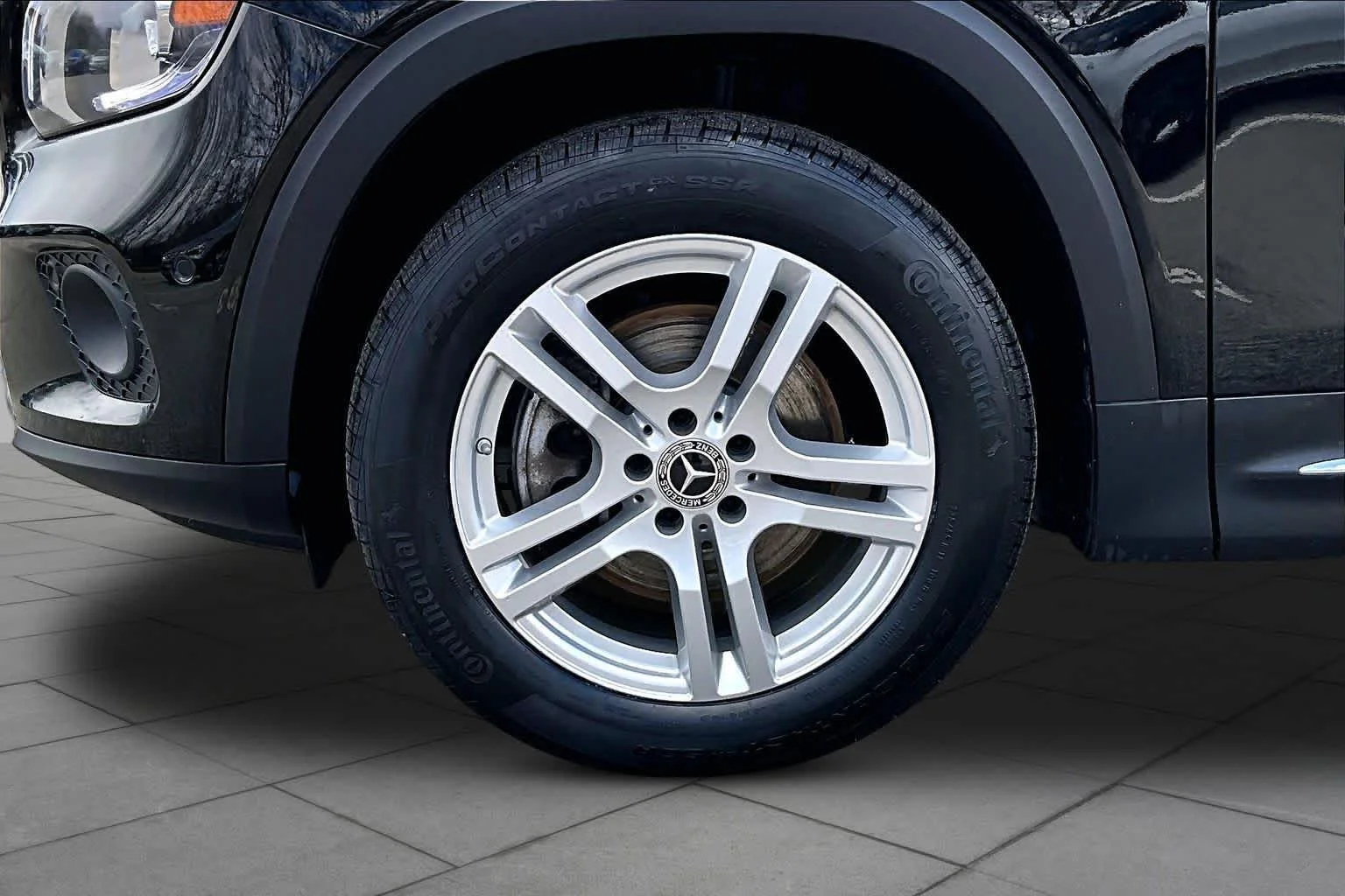Used 2023 Night Black Mercedes-Benz GLB 250 image 11