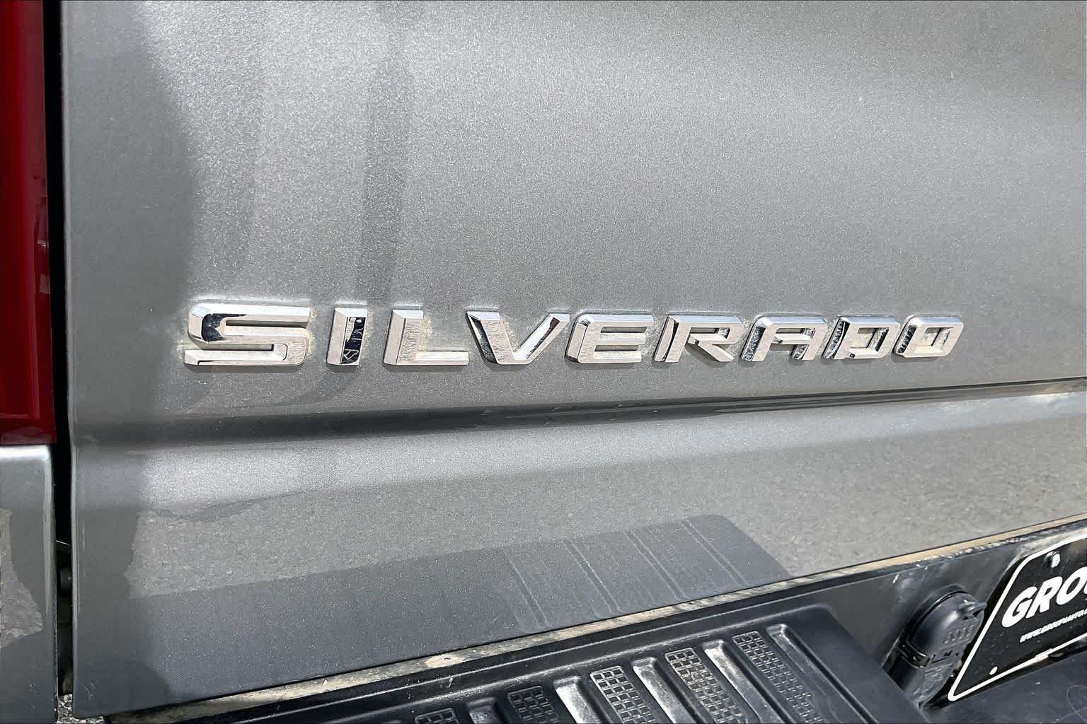 Used 2026 Sterling Gray Metallic Chevrolet RST image 28