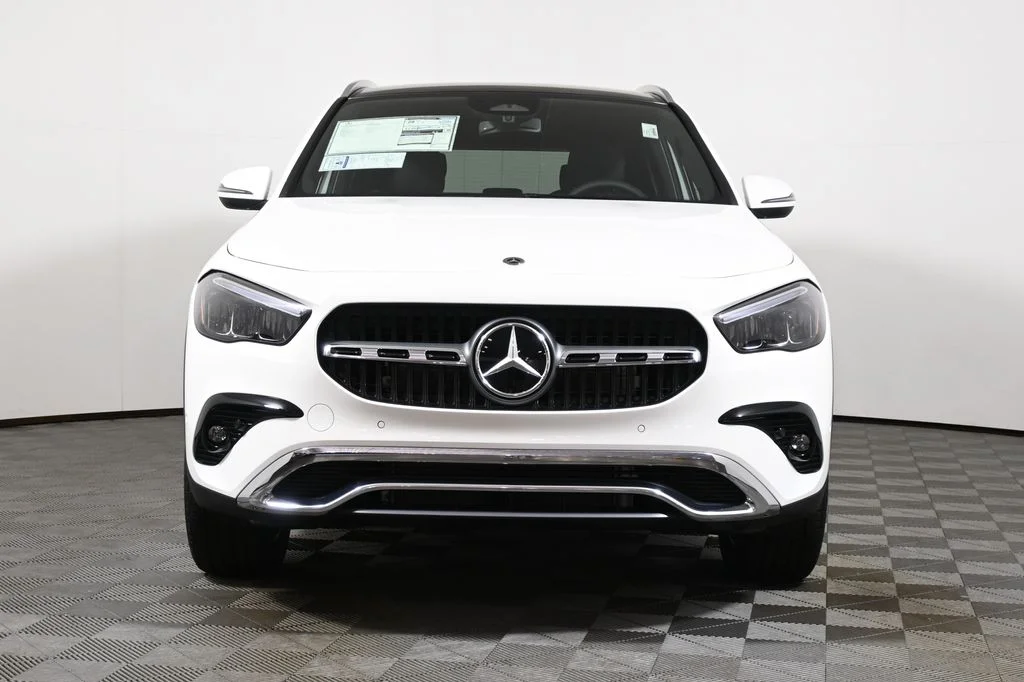 New 2026 White Mercedes-Benz GLA 250 image 10