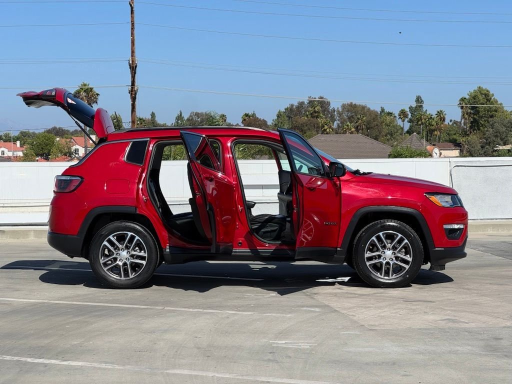 Used 2020 Red Line Jeep Latitude image 28