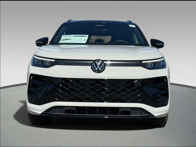 New 2026 Sandstone W/Deep Black Roof Volkswagen 2.0T SE R-Line Black image 2