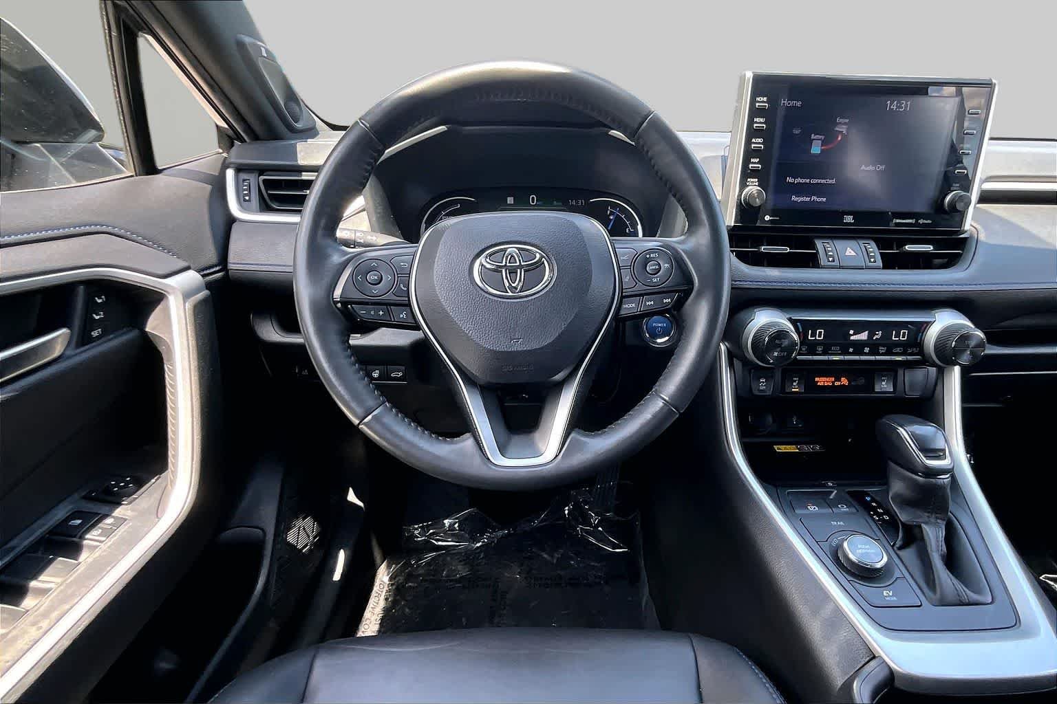 Used 2022 Magnetic Gray Metallic/Midnight Black Metallic Toyota Hybrid XSE image 6