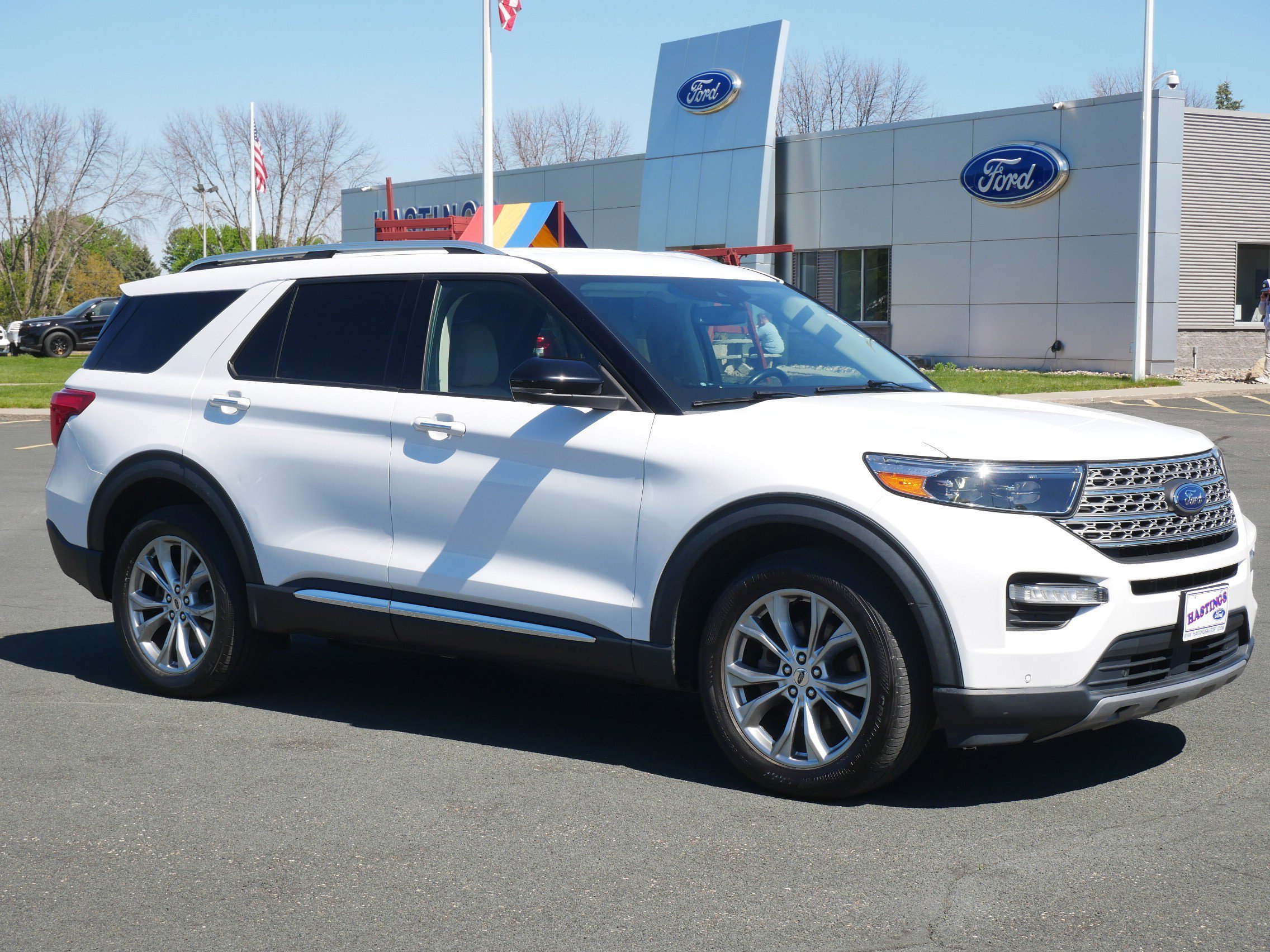 Used 2021 White Ford Limited image 7