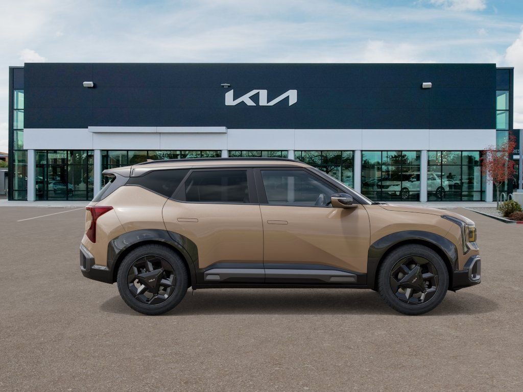 New 2027 Brown Kia X-Line S image 7