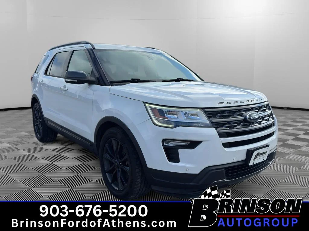 Used 2018 Oxford White Ford XLT image 3