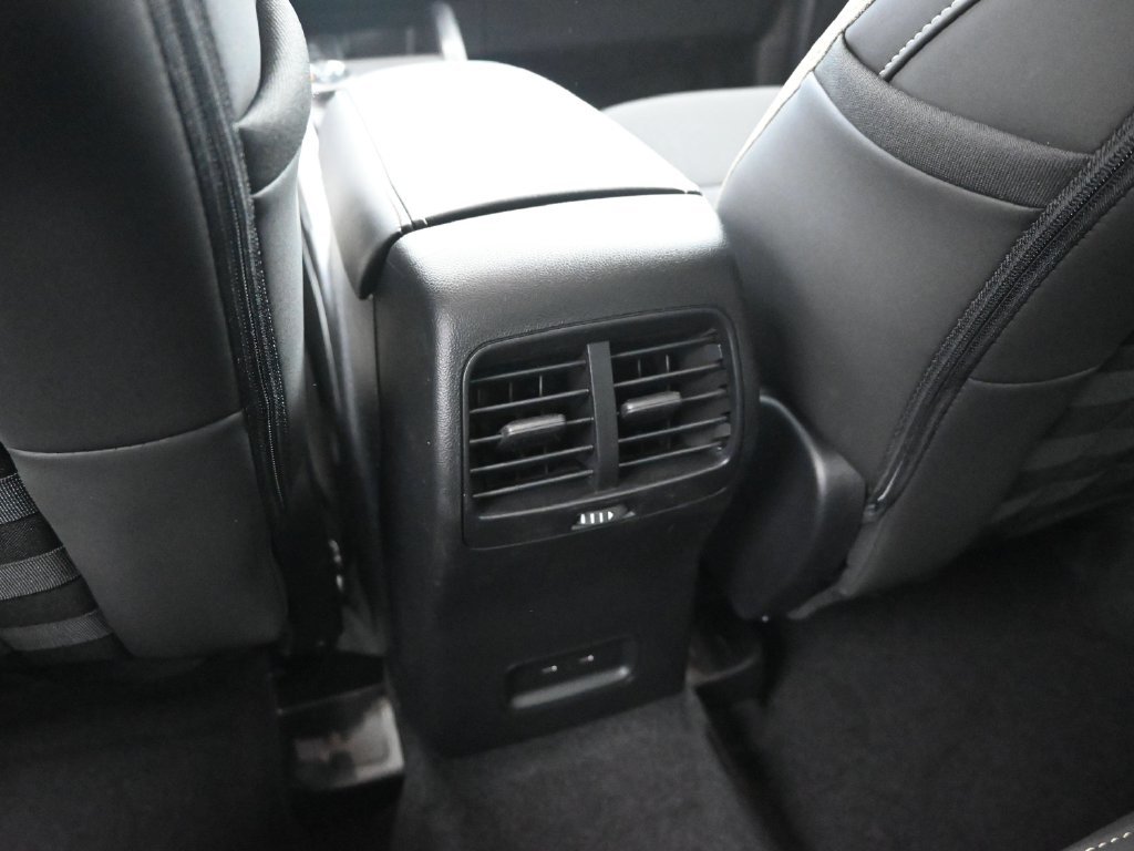 New 2026 Azure Gray Metallic Tri-Coat Ford Big Bend image 18