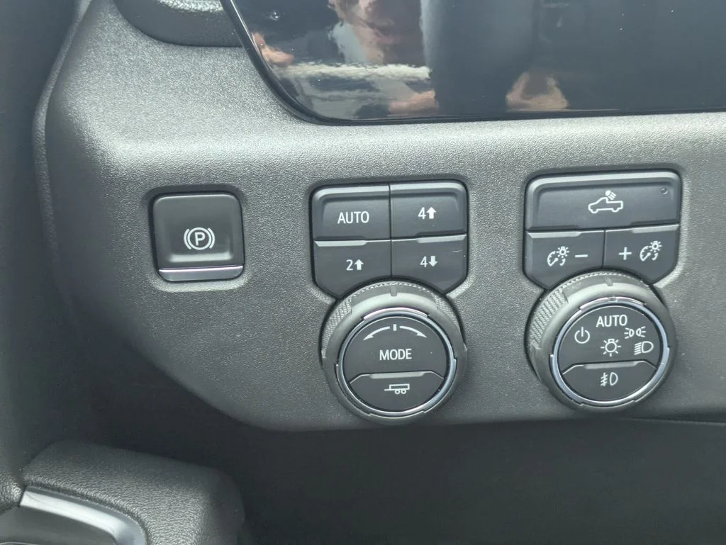 Used 2025 Blue Chevrolet RST image 24