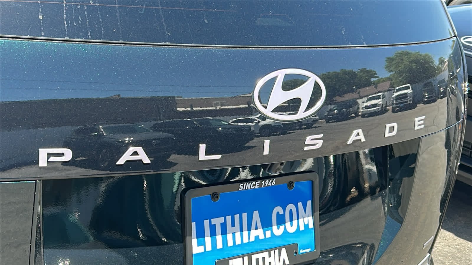 New 2026 Robust Emerald Pearl Hyundai Calligraphy image 28