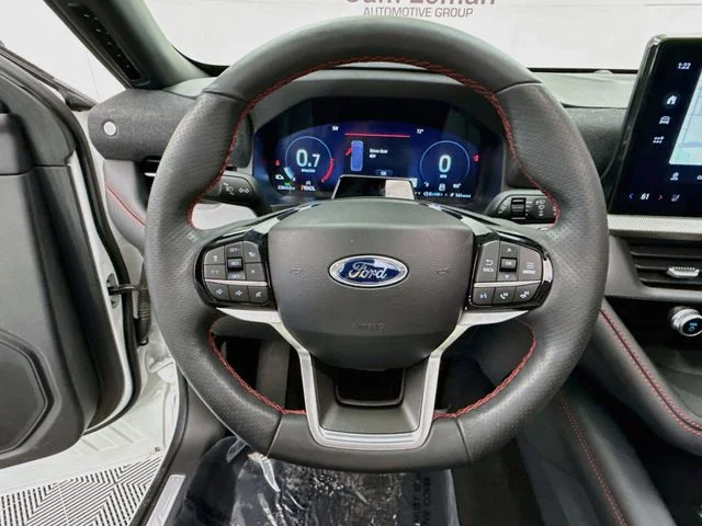 Certified Used 2025 Star White Metallic Tri-Coat Ford ST-Line image 11