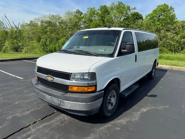 Used 2019 Summit White Chevrolet LT image 8