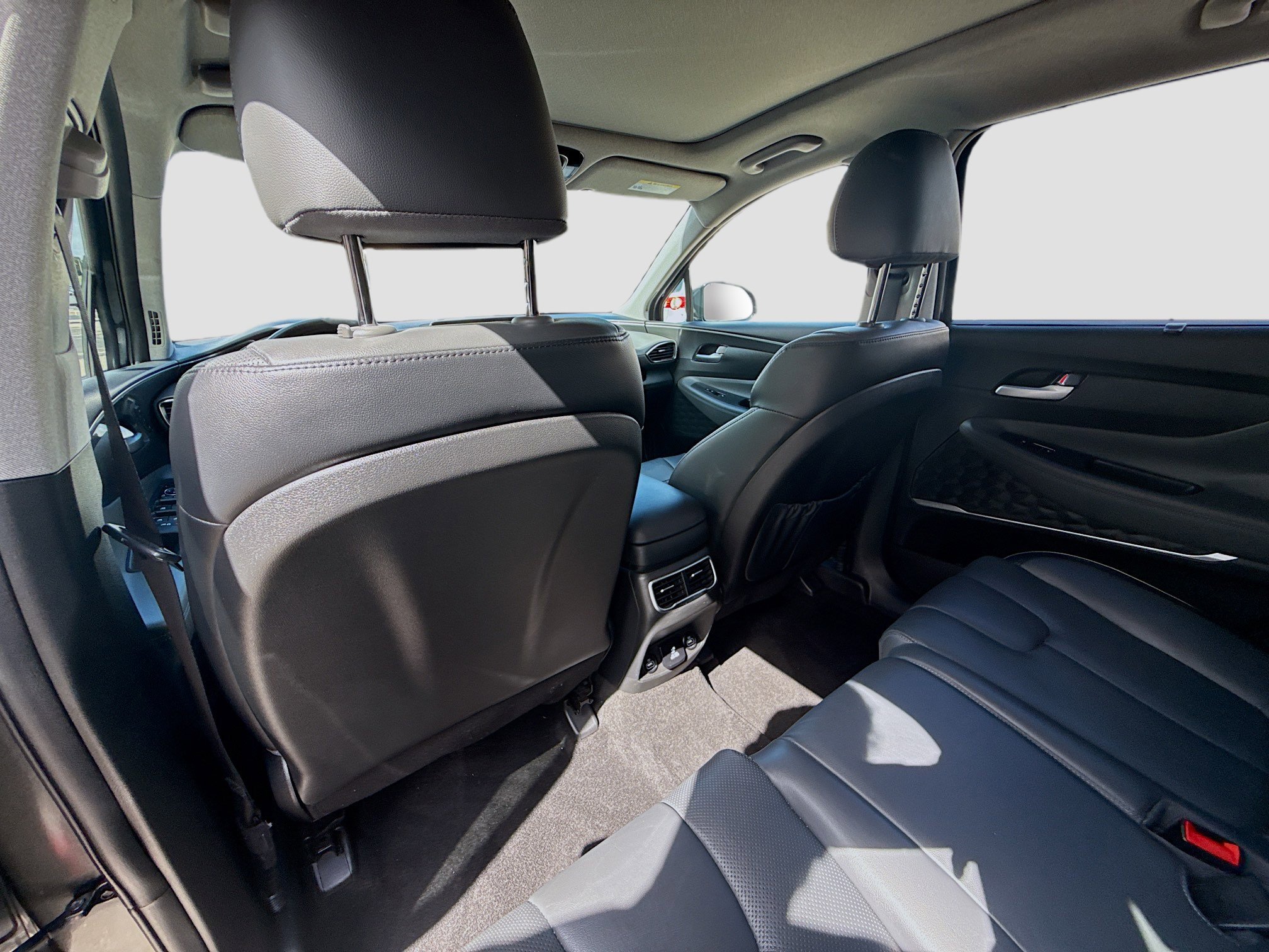 2022 Hyundai Santa Fe Limited - Photo 22