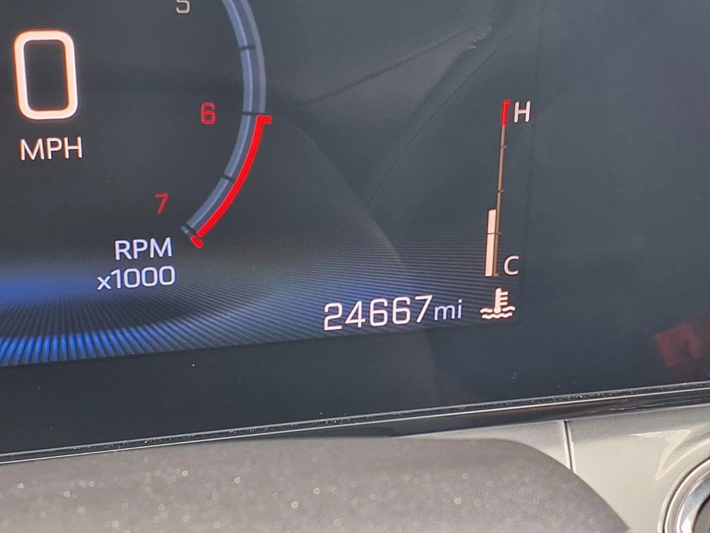 Used 2025 Gray Chevrolet LT image 18