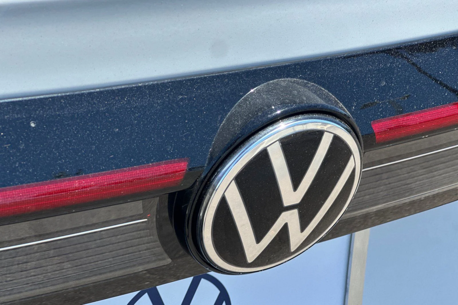 New 2026 White Volkswagen 1.5T S image 7