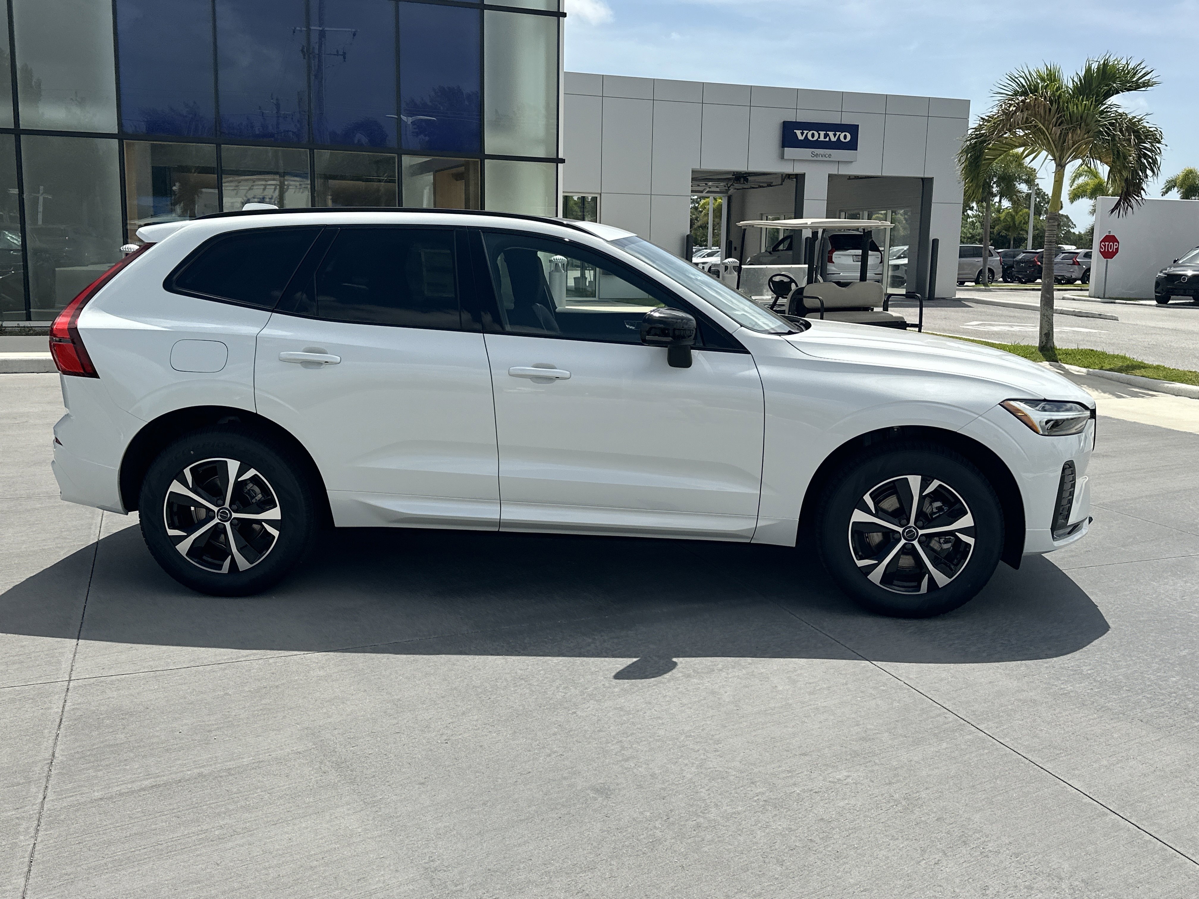 New 2026 Crystal White Volvo Core image 6