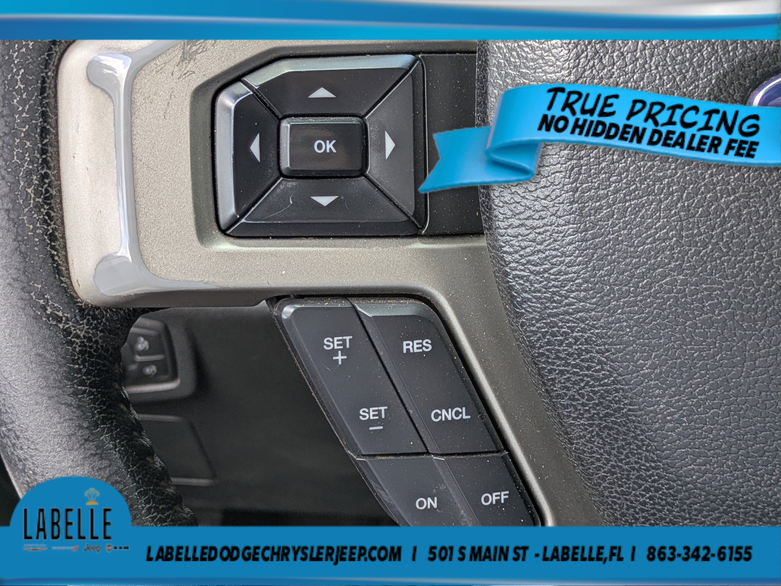 Used 2015  Ford Lariat image 22