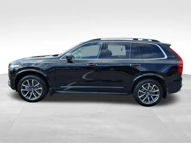 Used 2019 Black Volvo T5 Momentum image 7