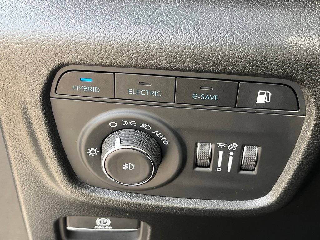 Used 2025 White Jeep Trailhawk 4xe image 25