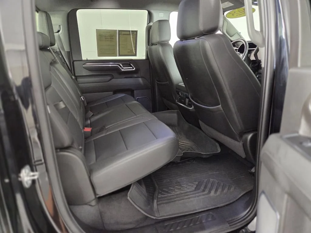 Used 2025 Black Chevrolet LTZ image 29