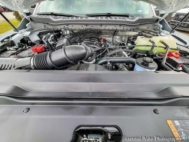 New 2025 Oxford White Ford F-450® XL image 44