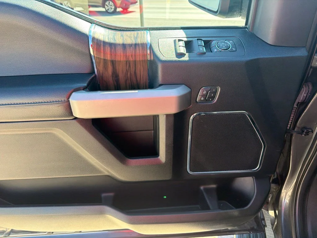Used 2019 Gray Ford Lariat image 7