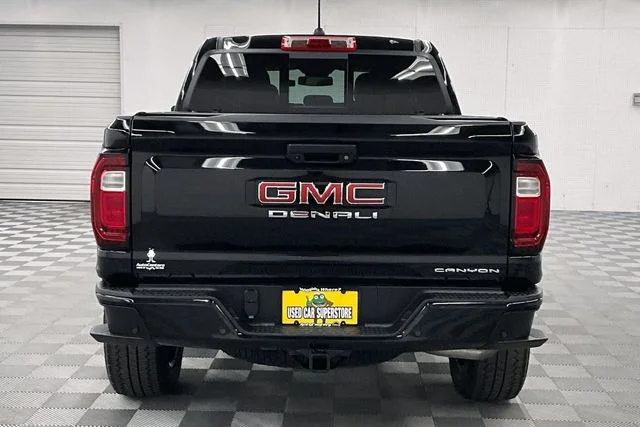 Used 2024 Onyx Black GMC Denali image 5