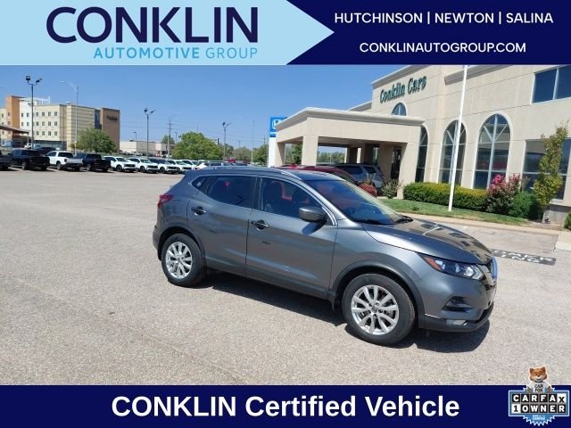 Used 2021 Gun Metallic Nissan SV image 1