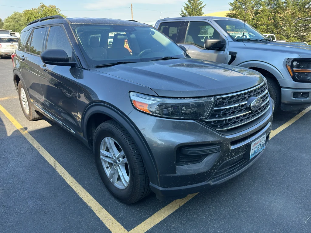 Used 2020 Magnetic Metallic Ford XLT image 5