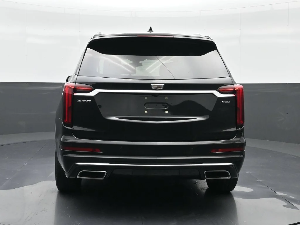 Used 2025 Black Cadillac Premium Luxury image 7