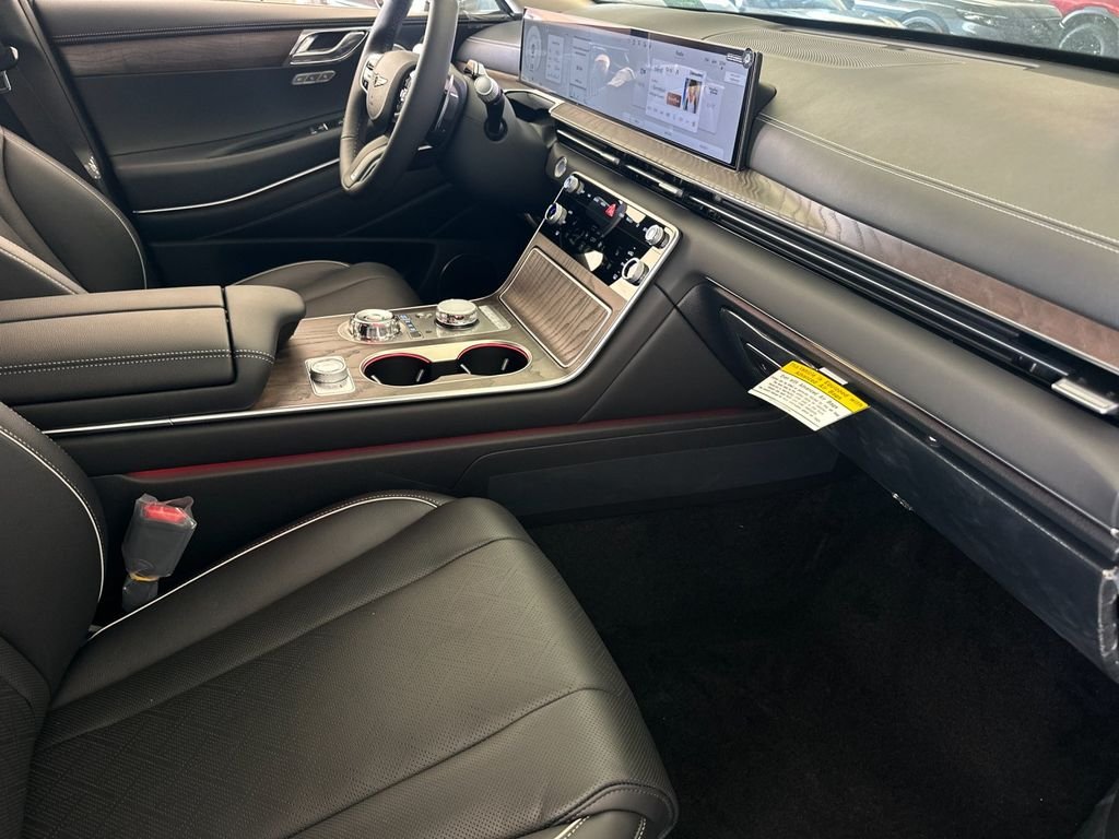 New 2026 Silver Genesis 2.5T Prestige image 17