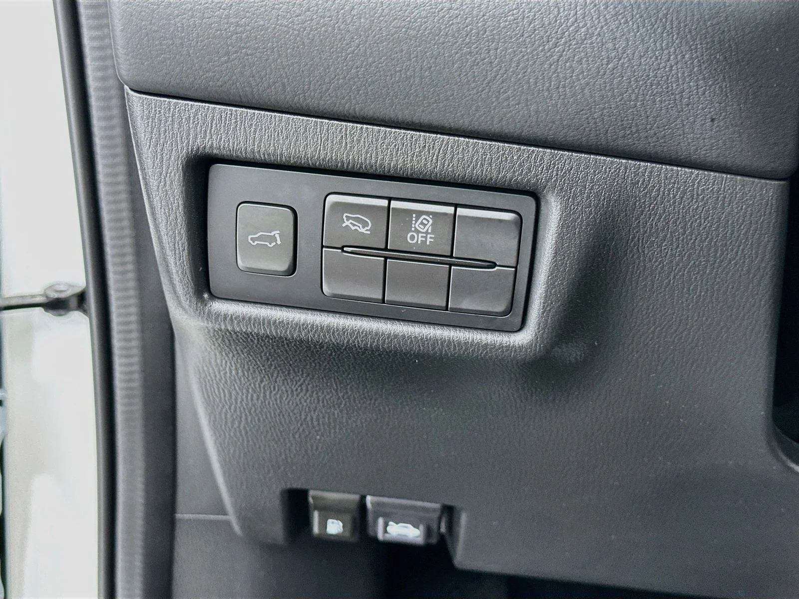 Used 2023 White Mazda 2.5 S Preferred Package image 10