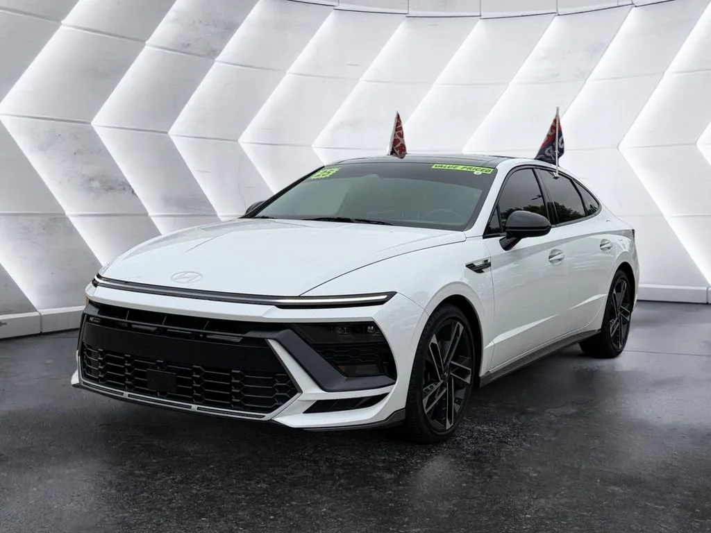 Certified Used 2025 White Hyundai N Line image 3