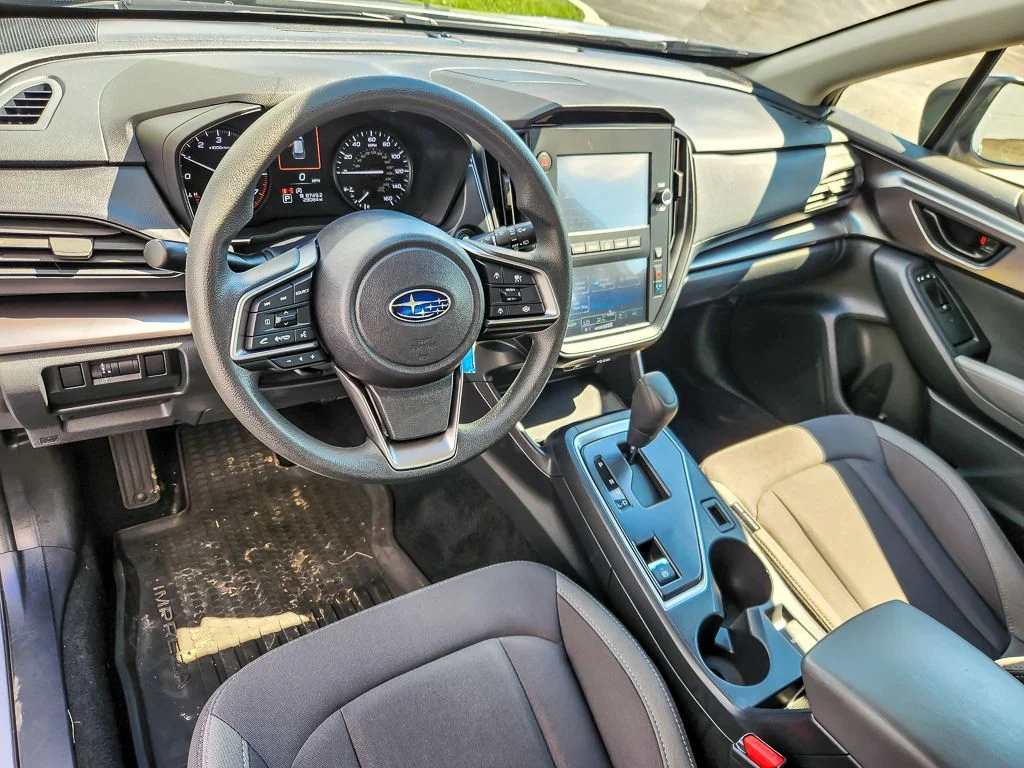 Used 2024 Silver Subaru Base image 8