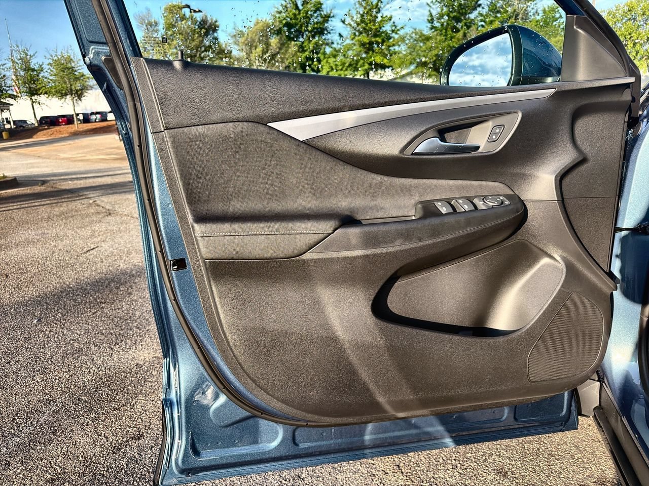 New 2026 Ocean Blue Metallic Buick Preferred image 18