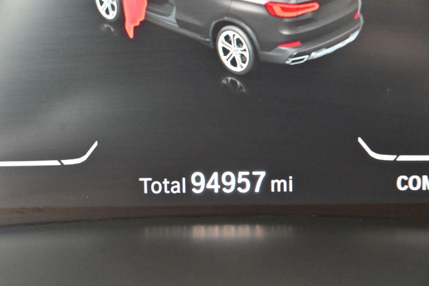 Used 2019 Arctic Gray Metallic BMW xDrive40i image 24