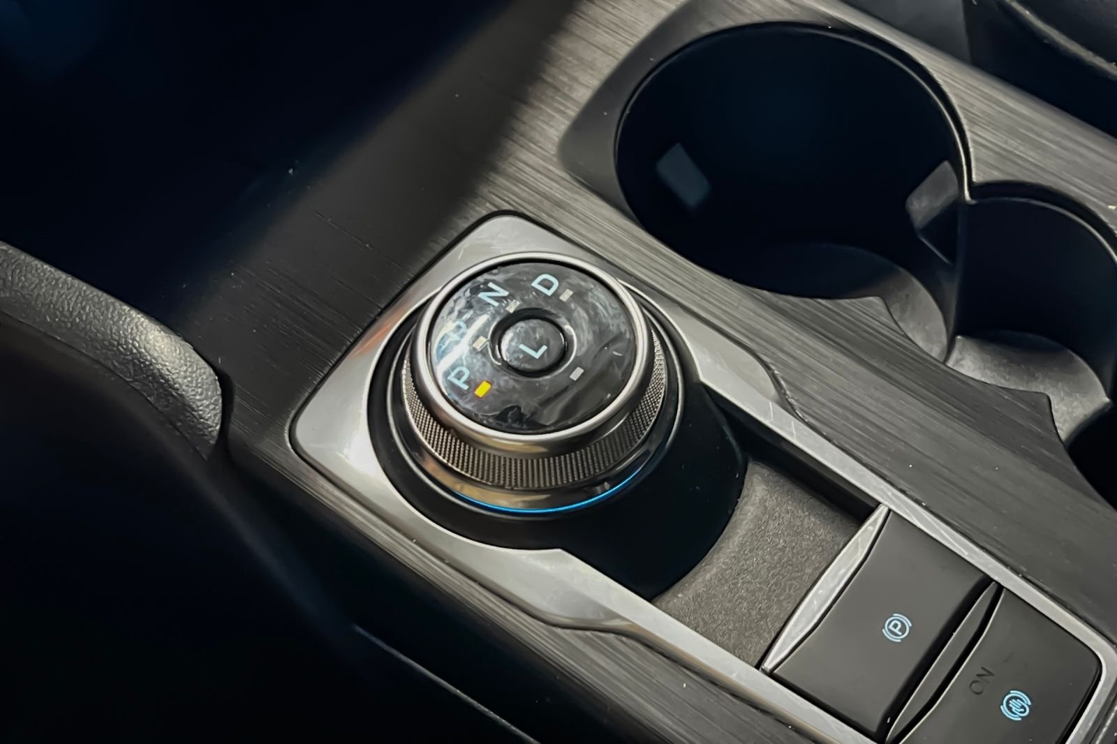 2022 Ford Escape SEL - Photo 20