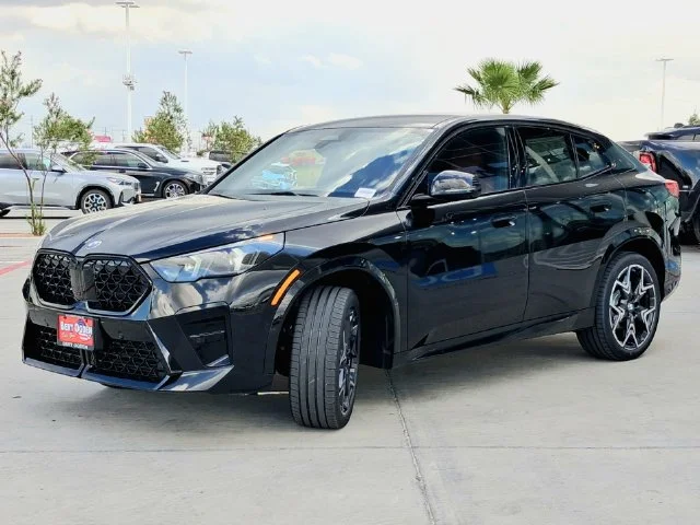 New 2027 Black Sapphire Metallic BMW xDrive28i image 3
