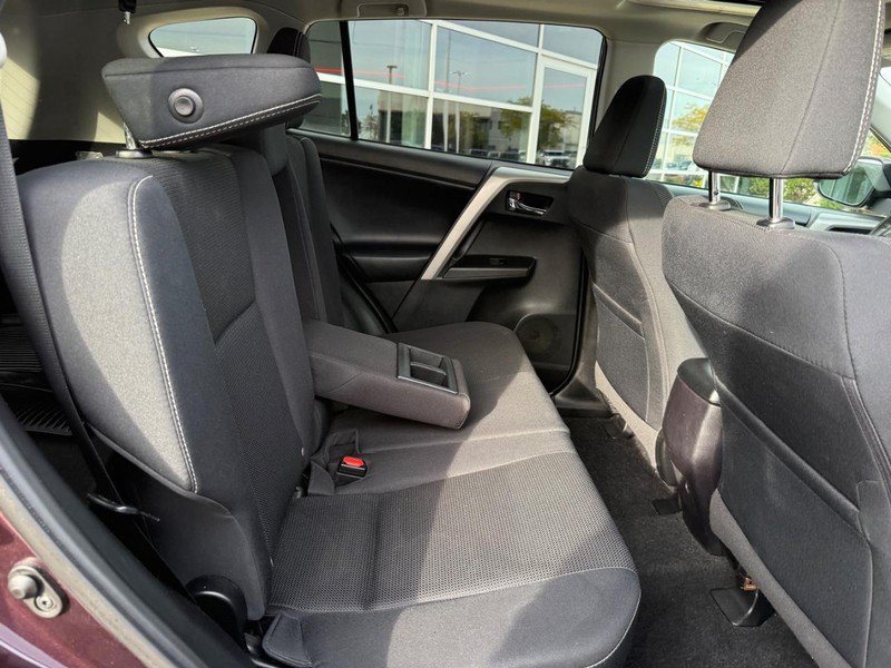 Used 2018 Black Currant Toyota XLE image 12