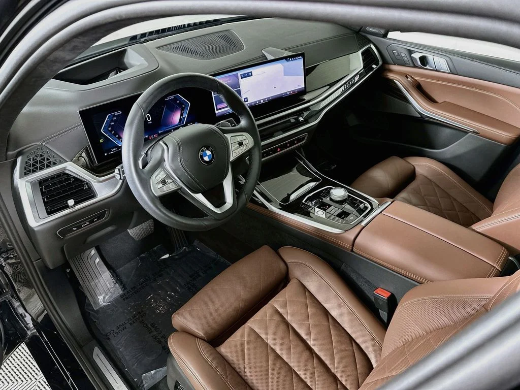 Certified Used 2026 Black Sapphire Metallic BMW xDrive40i image 10