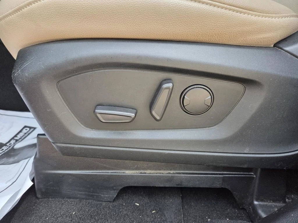 Used 2020 Red Metallic Ford XLT image 27