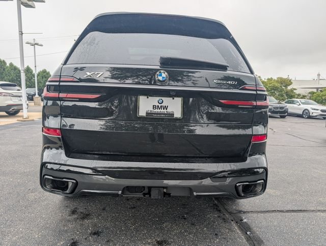 Certified Used 2025 Black Sapphire Metallic BMW xDrive40i image 5