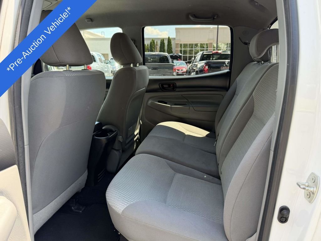 Used 2012 White Toyota Base image 14