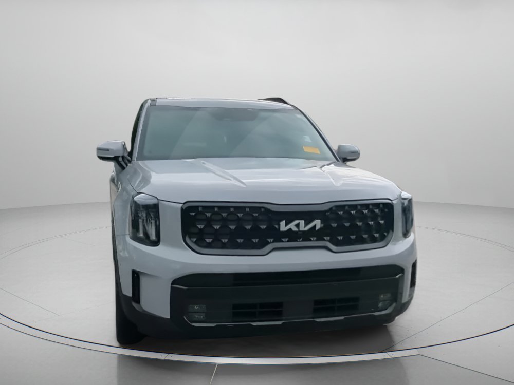 Used 2024 Wolf Gray Kia SX X-Line image 2