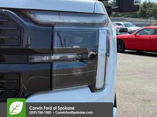 New 2026 Star White Metallic Tri-Coat Ford Platinum® image 7