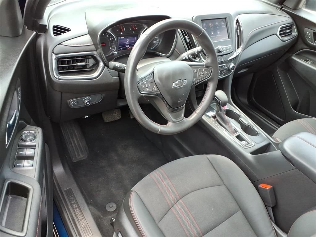 Used 2022 Blue Chevrolet RS image 18