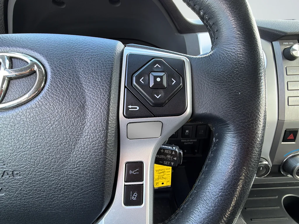 Used 2019 Gray Toyota Limited image 19